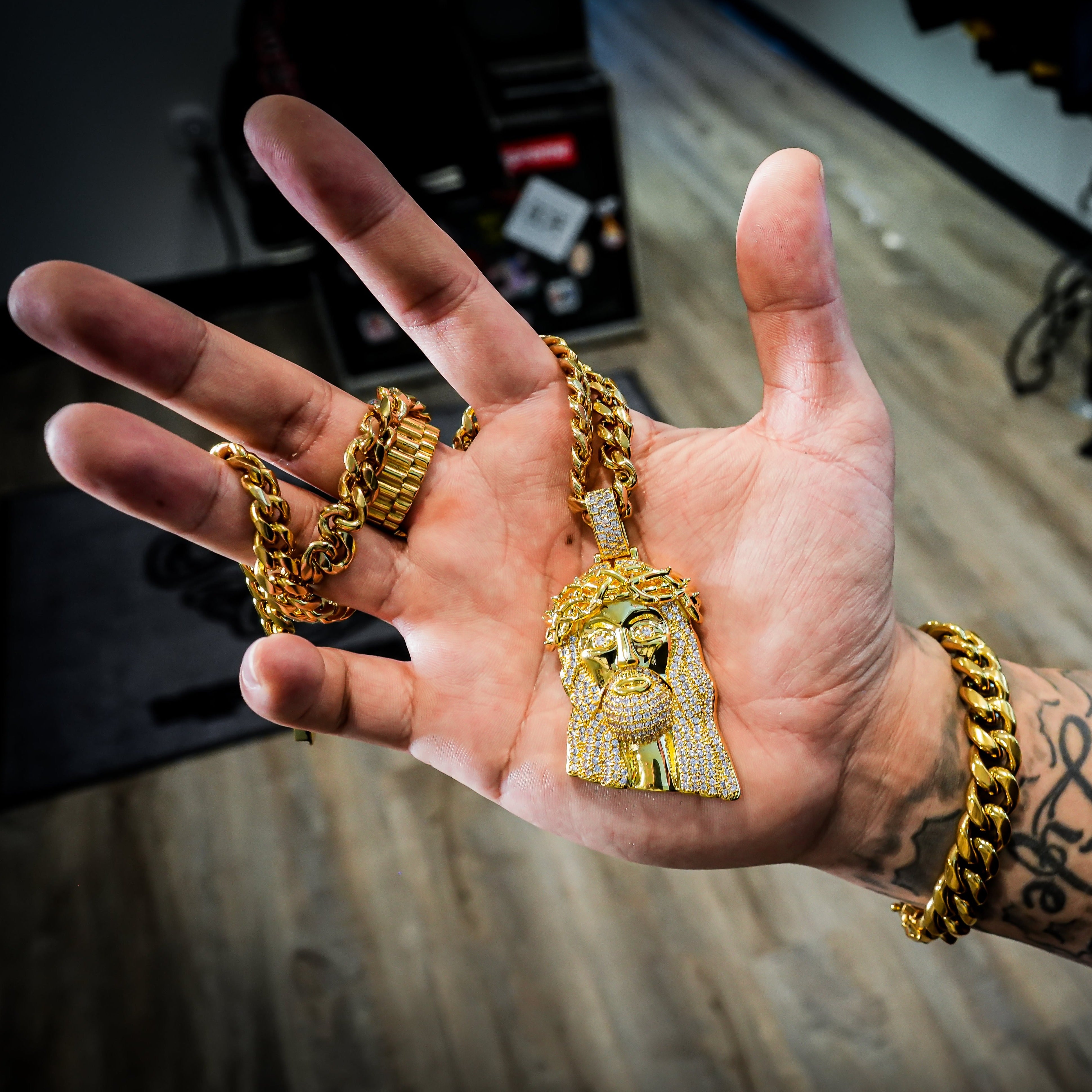 XL Jesus Piece w/ Necklace – GOLDEN GILT - Main Image