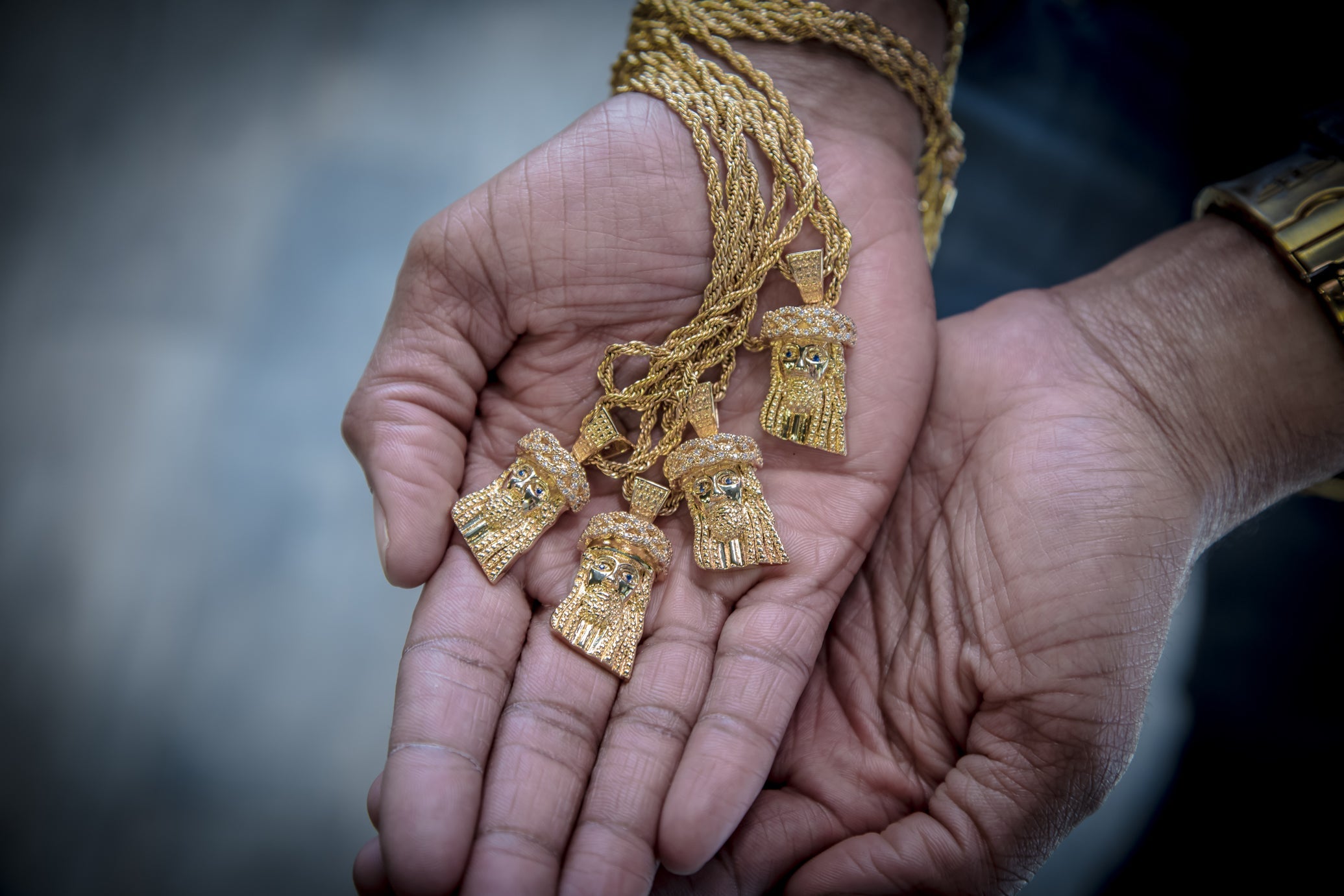 Mini Jesus - ACCESSORIES, Golden Gilt, SNEAKER STUDIO, GOLDEN GILT, DESIGN BY TSS