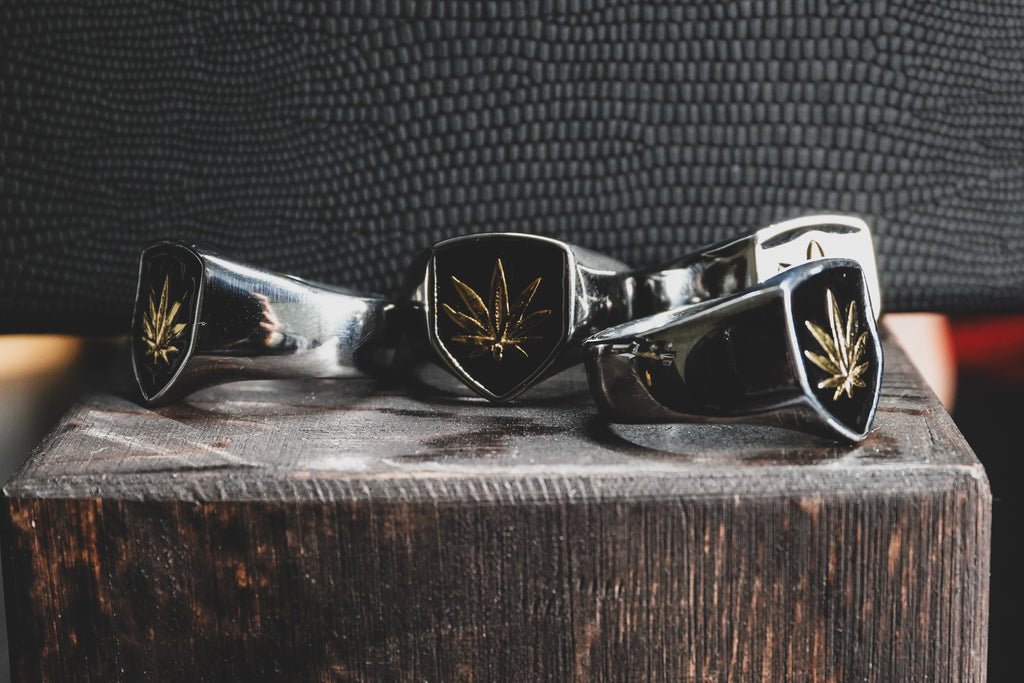 Cannabis Leaf Ring