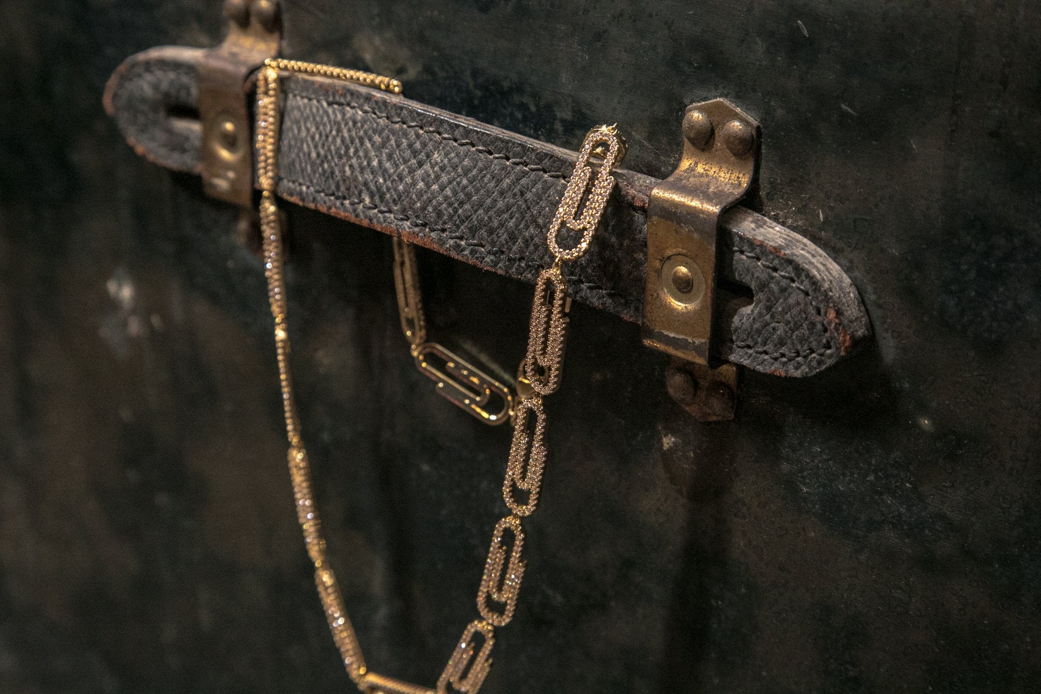 Paper Clip Necklace - GOLDEN GILT