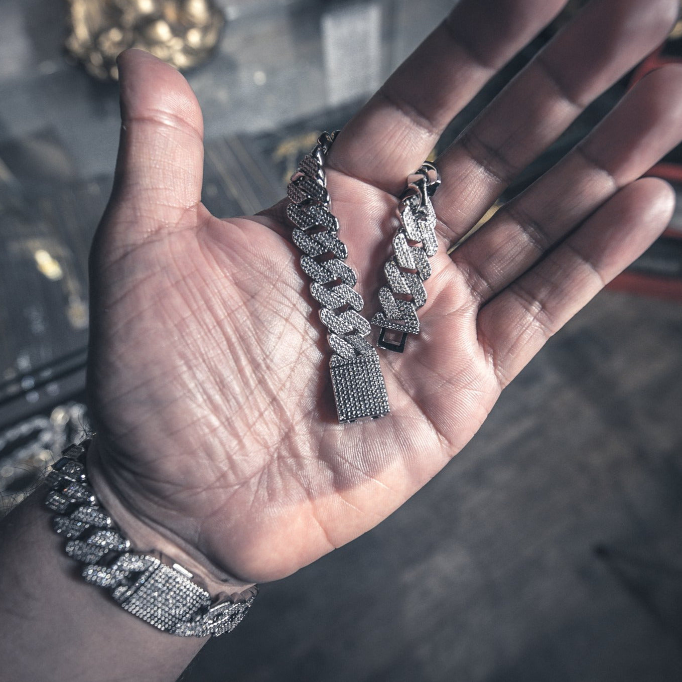 Studded Prong Set Cuban Link Bracelet - Silver - GOLDEN GILT