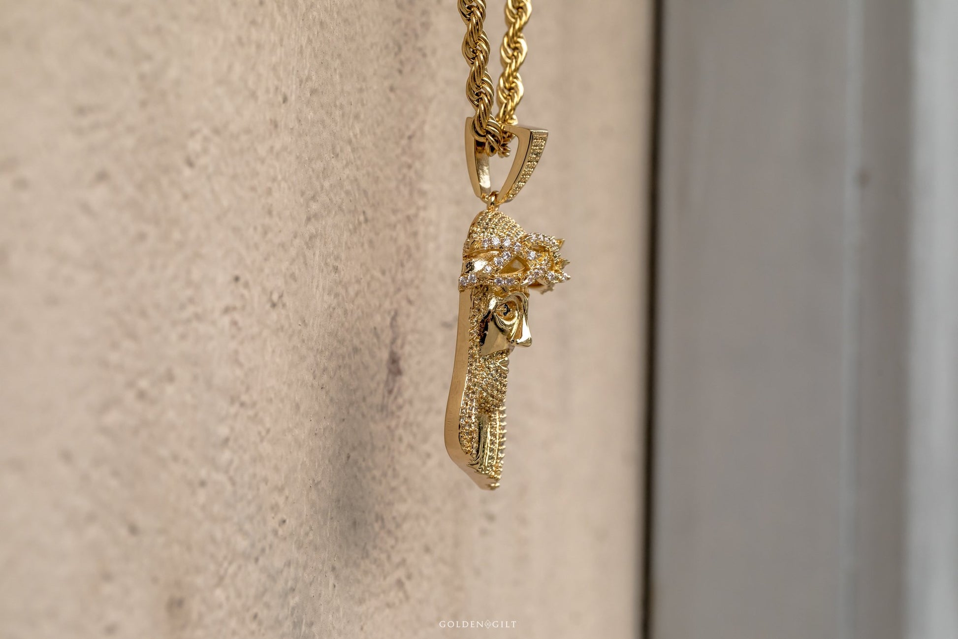 XL Jesus Piece w/ Rope Necklace - GOLDEN GILT