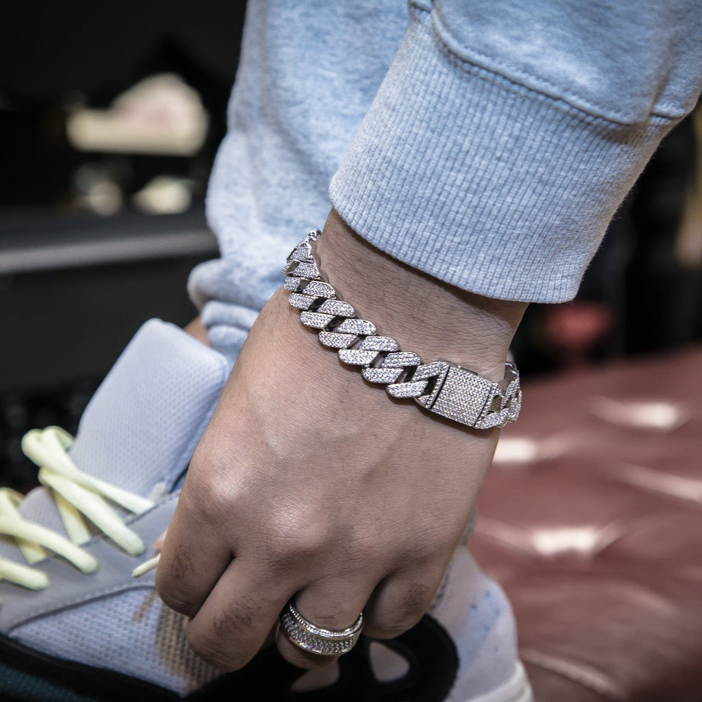 Studded Prong Set Cuban Link Bracelet - Silver - GOLDEN GILT