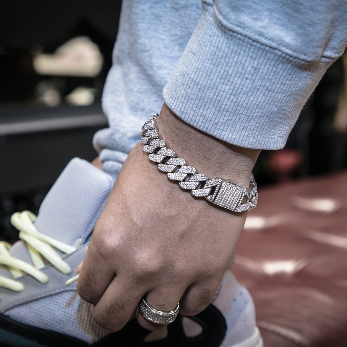 Studded Prong Set Cuban Link Bracelet - Silver - GOLDEN GILT