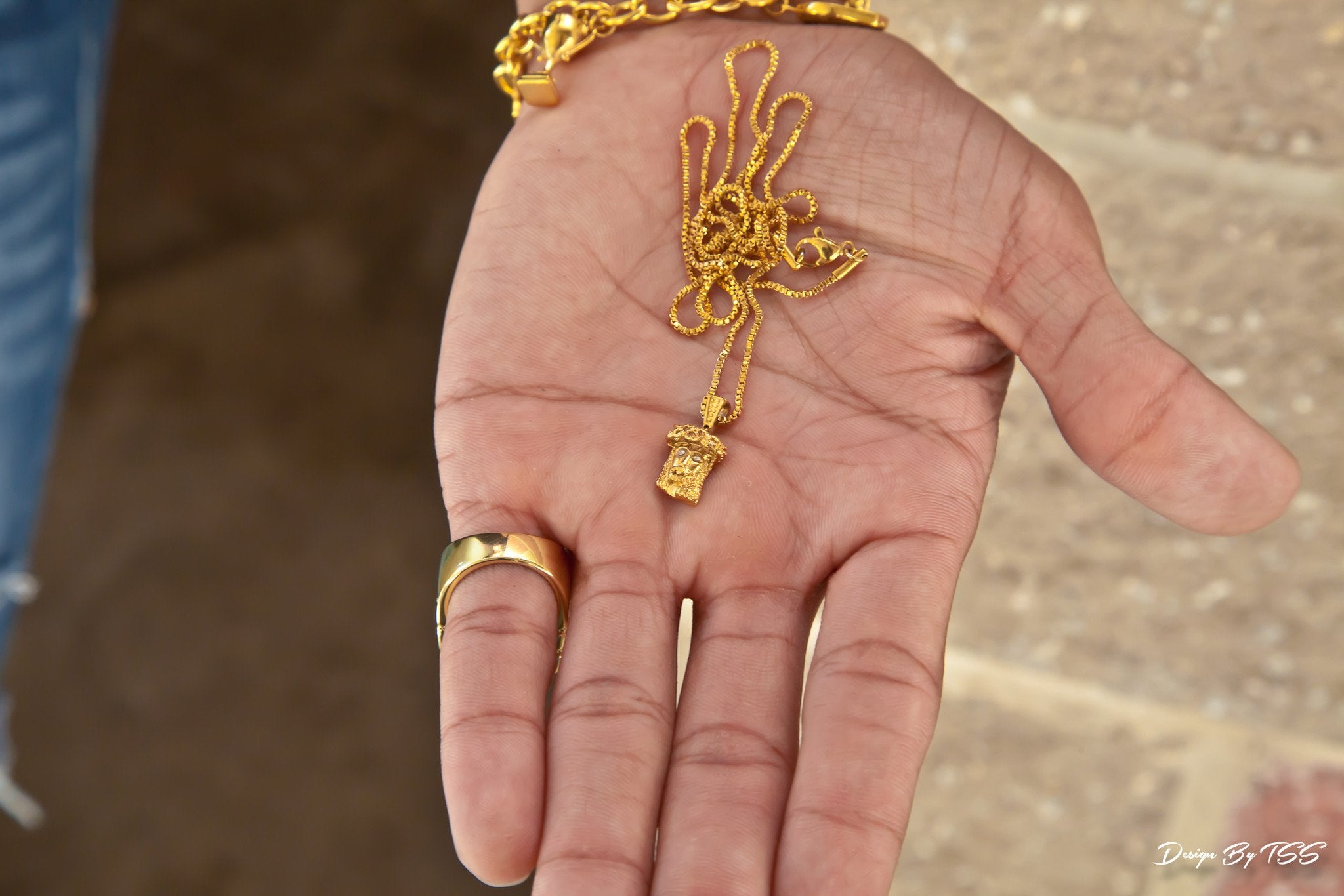 Extra Mini Jesus - 18k Gold Plated - GOLDEN GILT